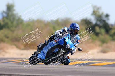 media/Nov-06-2022-SoCal Trackdays (Sun) [[208d2ccc26]]/Turn 7 Set 1 (1050am)/